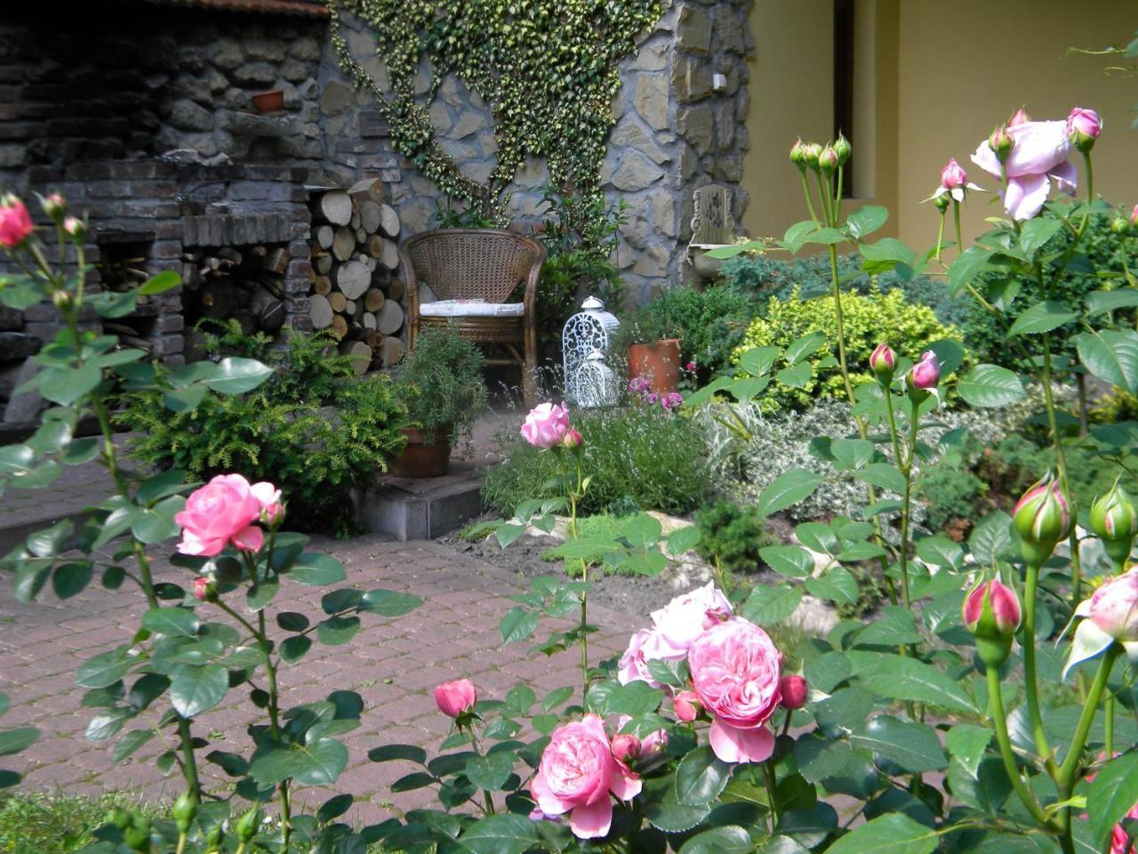 Studios At Anchevskih 3 리비프 외부 사진